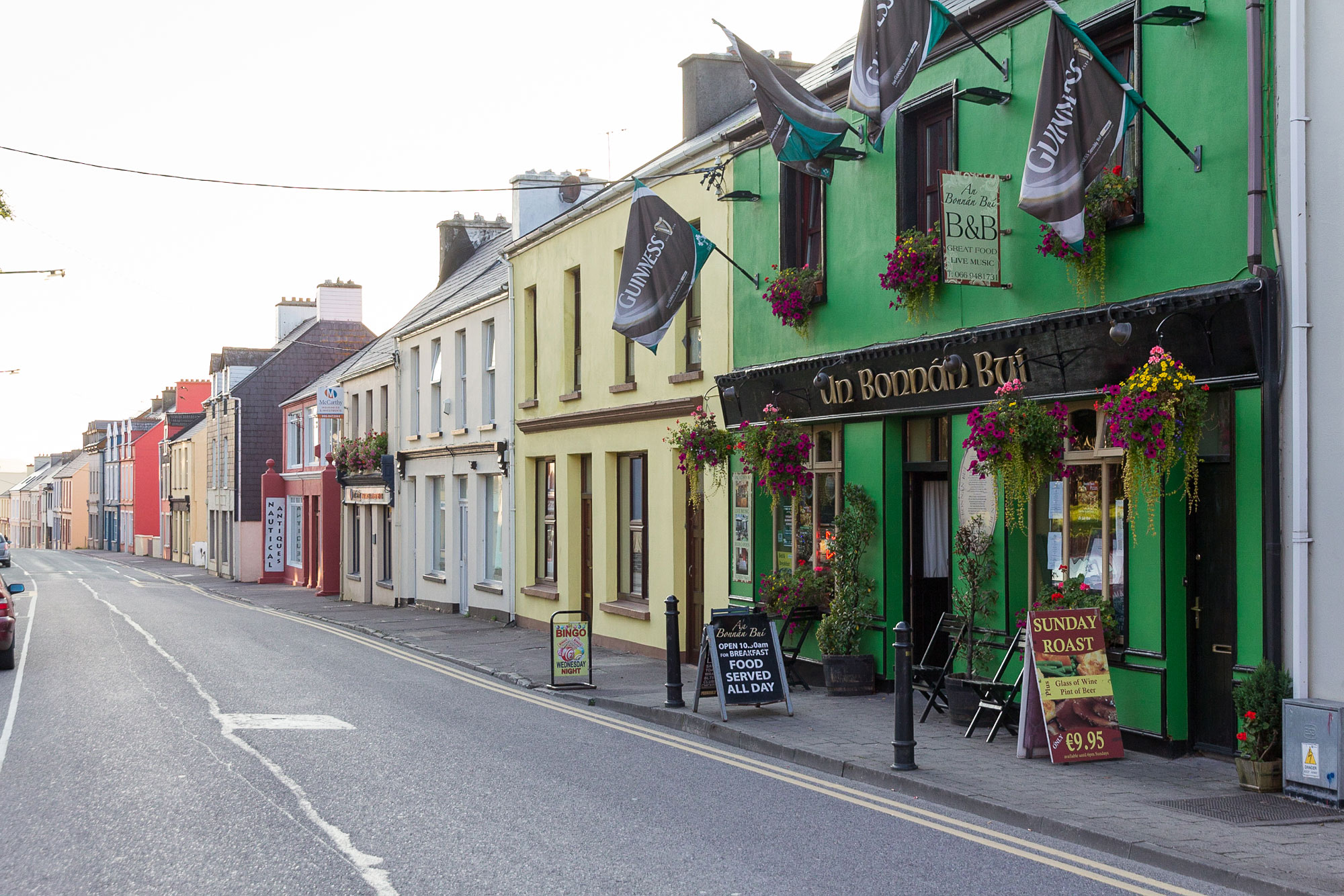 Cahersiveen (Photo License CC-BY-SA-4.0)